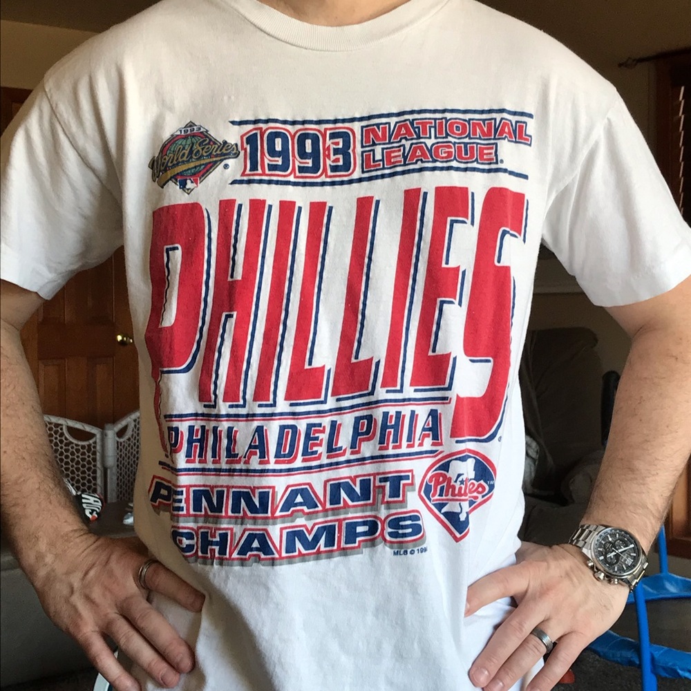 ⚾️ 90s Philadelphia Phillies Pennant Tee ⚾️